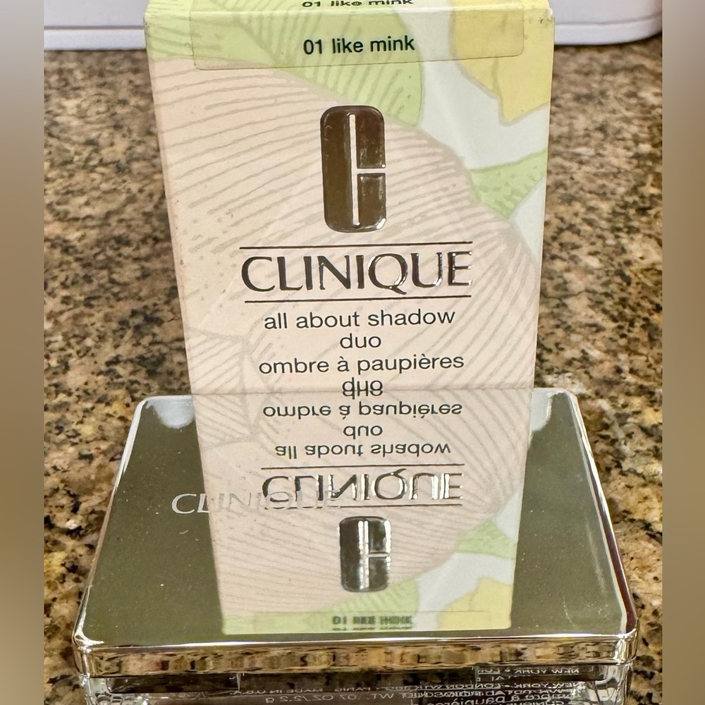 Makeup Clinique Eyeshadow duo “Like Mink” shade Brand new in box